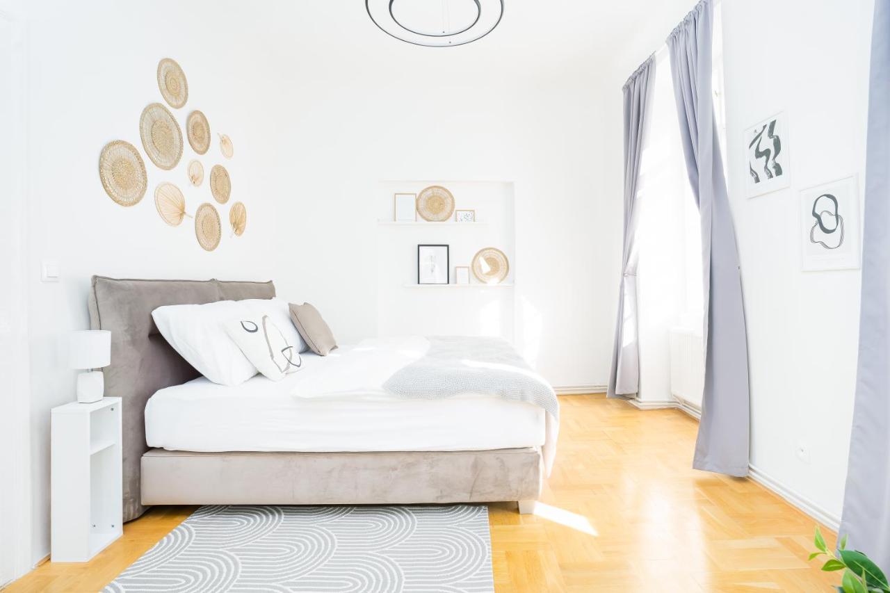 Prague Days - Bright Apartment - Old Town Dış mekan fotoğraf