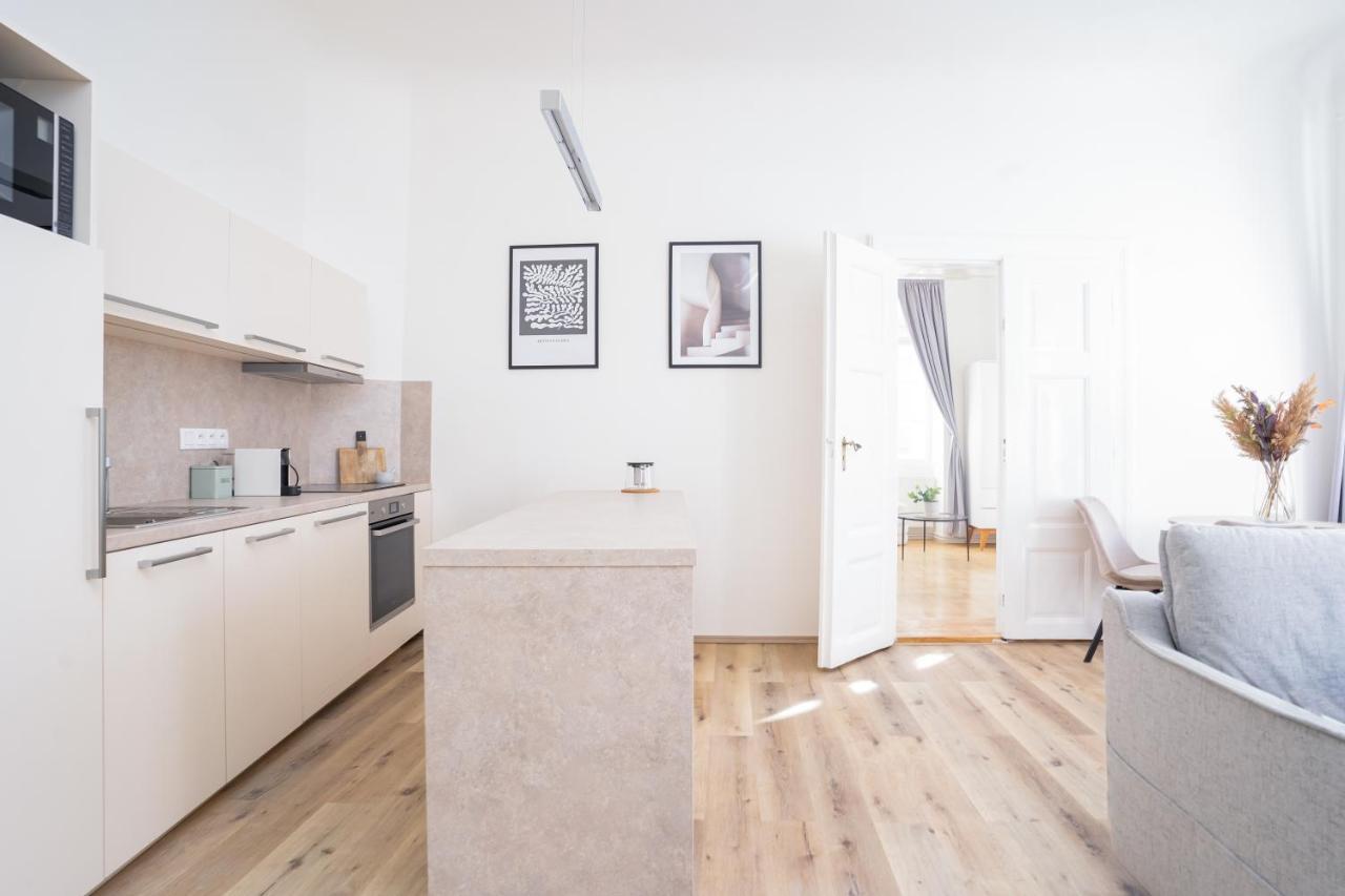 Prague Days - Bright Apartment - Old Town Dış mekan fotoğraf